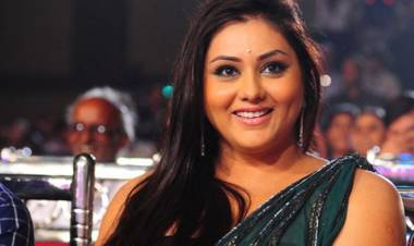 Actress Namitha's husband explains what incident happened in Salem