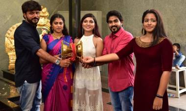 "Udukkai" Movie Pooja Stills