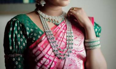 Actress Riythvika Latest Pictures