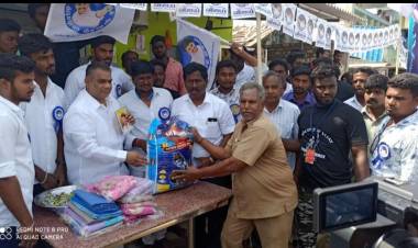 திருவள்ளூர் மாவட்டத்தில் தளபதி விஜய் மக்கள் இயக்க சார்பாக மாபெரும் நலத்திட்ட உதவிகள் !