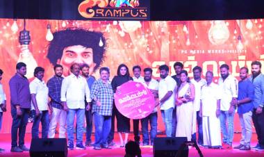 ரொமான்ஸ் படம் பார்த்து பார்த்து போரடித்து விட்டது” ; நமீதாவின் காக்டெய்ல் கலாட்டா