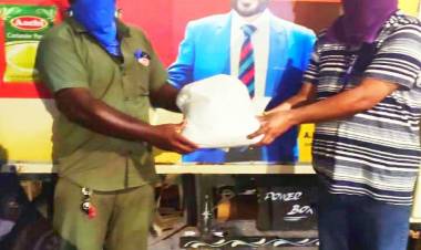 சினிமா பத்திரிகையாளர் சங்கத்திற்கு அள்ளிக் கொடுத்த 'ஆச்சி மசாலா !'