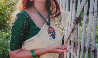 Gorgeous Actress Kuhasini Onam photoshoot