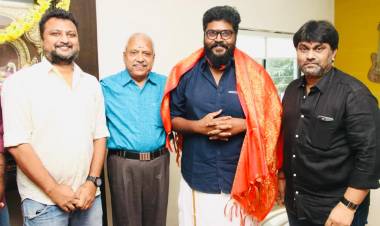 In this auspicious day, Dubbing of the #Cobra begins.  #ChiyaanVikram 