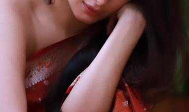 The Picture Perfect Stills Of Dharala Prabhu Fame Actress #TanyaHope, In A Sassy & Pleasant Look.