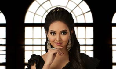 The Dazzling Stills Of Actress #VidyaPradeep In Her Latest Photoshoot, Draped In A Stunning Black Saree Gives A Re-Freshing