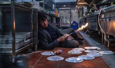 Trident Arts R.Ravindran and Indo Overseas Films releases Jackie Chan's Vanguard