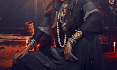 Here it's a spl birthday wishes poster for @iAksharaGowda from the team #IDIOT 