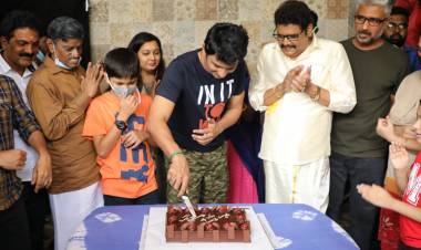 Birthday celebration of @JiivaOfficial from the sets of @SuperGoodFilms_ ‘s #ProductionNo91