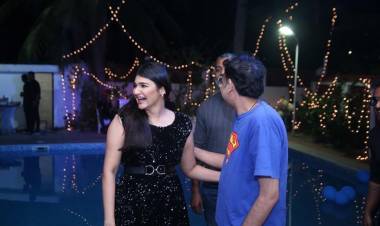 பிரபலங்கள் கலந்து கொண்டு சிறப்பித்த அஞ்சனா கீர்த்தியின் பிறந்த நாள் கொண்டாட்டம்!!