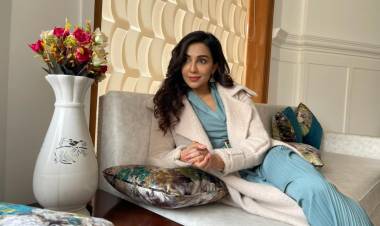 Tamil sensation Actress Parvati Nair Open Up On Being playing The Most Difficult Role In Her Upcoming Film 'Un Paarvayil' ! She Concluded