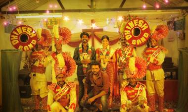 விகடன் மீது புகார் அளித்துள்ள தீதும் நன்றும் படக்குழு