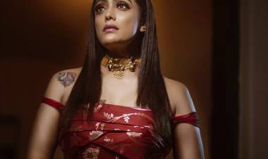 Check out the scintillating stills of  Actress #AbhiramiVenkatachalam