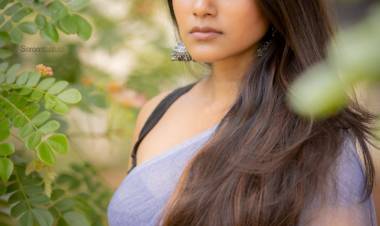 Checkout Some Amazing Clicks Of Actress #Aadhirai In Her Latest Snapshots!!!