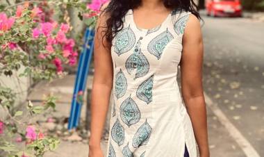 BharathiKannamma Fame #RoshiniHaripriyan New Stills