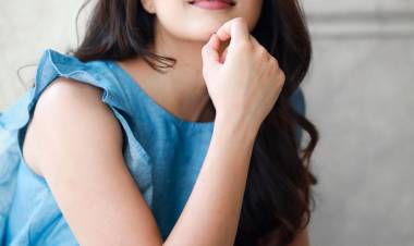 Pristine beauty #AmrithaAiyer's latest pictures.