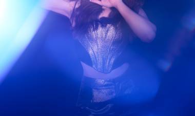 உலகில் வெவ்வேறு நாடுகளின், பல்வேறு மொழிகளில் வெளியாகும் ஹன்ஷிகா மோத்வானியின் One not Five Minutes  திரைப்படம் ! 