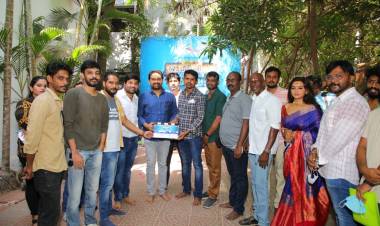 அறிமுக இயக்குநர் விக்னேஷ் ஷா பி என் இயக்கத்தில் ஃபேண்டசி காமெடி படமாக உருவாகும் 'சிங்கிள் ஷங்கரும் ஸ்மார்ட்போன் சிம்ரனும்'