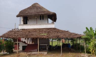 மழையால் சரிந்த பிரமாண்ட செட்! - நூலிழையில் உயிர் தப்பிய படக்குழு