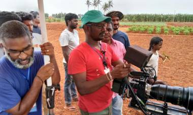 ஈழத்தில் 2009ல் யுத்தம் முடிவுக்கு வந்த பின்பும் முடிவுறாத இன்னொரு யுத்தம் நடந்துகொண்டுதான் இருக்கின்றது  " சினம்கொள் " படத்தின் இயக்குனர் ரஞ்சித் ஜோசப்.