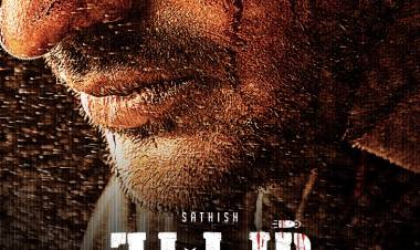 மாறுபட்ட தோற்றத்தில் நடிகர் சதீஷ் நடிக்கும் “சட்டம் என் கையில்” ஃபர்ஸ்ட் லுக்கை நடிகர் சிலம்பரசன் TR வெளியிட்டார் !  