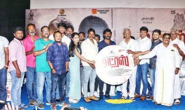 எல்லோரும் கைவிட்டு விட்டார்கள், என் மனைவி, குழந்தைகள் மட்டும் தான் நம்பிக்கை கொடுத்தனர்..  அட்ரஸ் இயக்குனர் இராஜமோகன் உருக்கம்!!