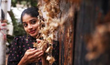 Sheela Rajkumar rears Jallikattu Bull 