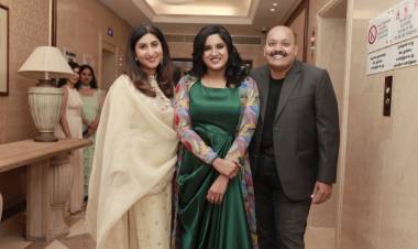 பிரபல இயக்குநர் கே.எஸ். ரவிக்குமாரின் மகள் மல்லிகா ரவிக்குமார், பெண்களுக்கான லைஃப் கோச்சிங் நிறுவனத்தை துவங்கியுள்ளார் ! 