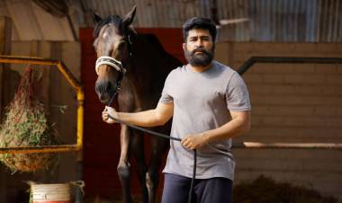 “Raththam has a gripping plot, and engaging package that will give 100% satisfaction to audiences as they walk out of the theatres.” - Actor Vijay Antony