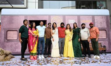 Mass Maharaja Ravi Teja, Vamsee, Abhishek Agarwal Arts’ Pan Indian Film Tiger Nageswara Rao Roaring Trailer Unleashed