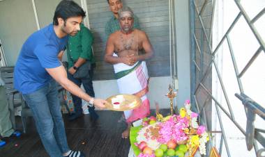 ஒலிம்பியா மூவிஸ் எஸ் அம்பேத்குமார் வழங்கும், இயக்குநர் நெல்சன் வெங்கடேசன் இயக்கத்தில், அதர்வா-நிமிஷா சஜயன் நடிக்கும் 'டிஎன்ஏ' படத்தின் டப்பிங் பணிகள் துவங்கியது!