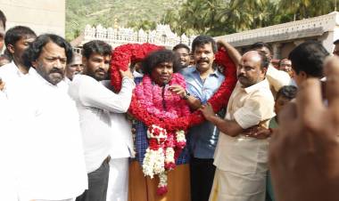 கதையின் நாயகனாக மீண்டும் யோகி பாபு நடிக்க, சங்கர் பிக்சர்ஸ் டி.சங்கர் திருவண்ணாமலை தயாரிப்பில், அறிமுக இயக்குநர் பூபால நடேசன் இயக்கத்தில் உருவாகும் திரைப்படம்  'கான்ஸ்டபிள் நந்தன்’!