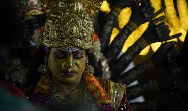 முன்னணி பிரபலங்களின் பாராட்டில், சுழல் - தி வோர்டெக்ஸ் 2வது சீசன்!