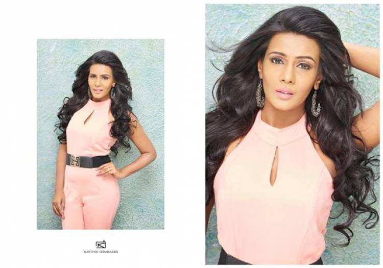 Actress Meera Mitun Stills