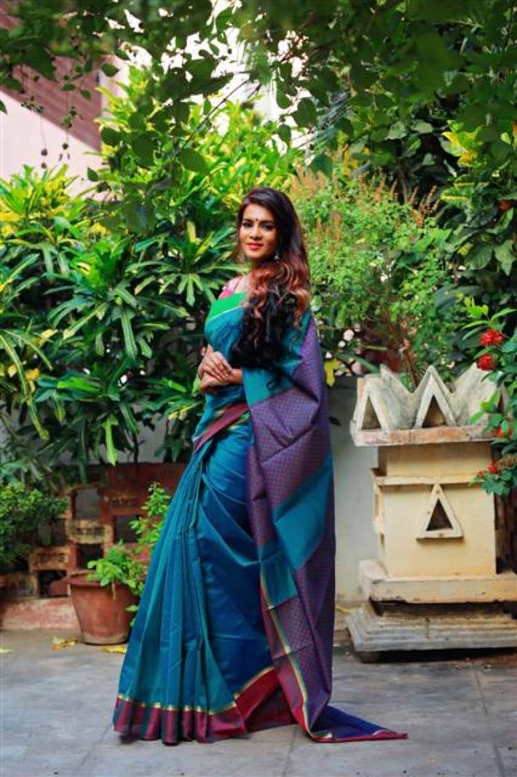 Actress Meera Mitun Stills