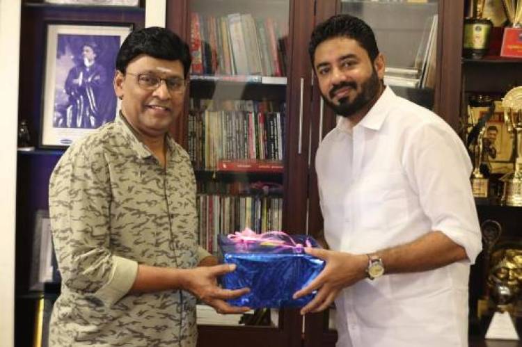 இயக்குனர் கே.பாக்யாராஜ் வெளியிட்ட 'ஓவியா' படத்தின் டீஸர்..!