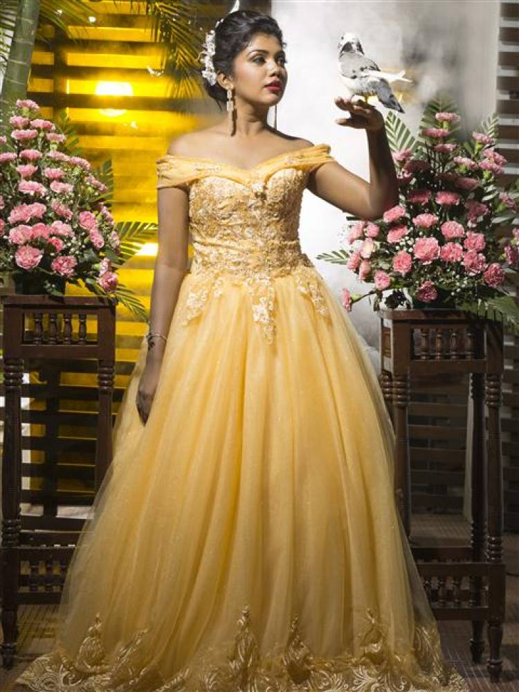 Actress Riythvika Diadem exclusive gallery