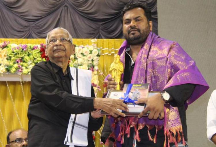 இளைஞர்கள் மத்தியில் பெரியார் செல்வாக்குடன் இருக்கிறார் - இயக்குனர் மீரா கதிரவன்