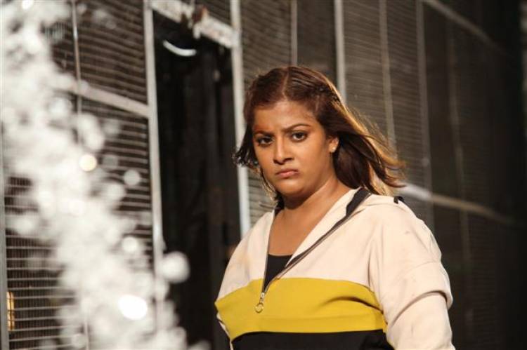 மக்களுக்காக போராடும் நான்கு பெண்களின் கதை ‘கன்னித்தீவு’!