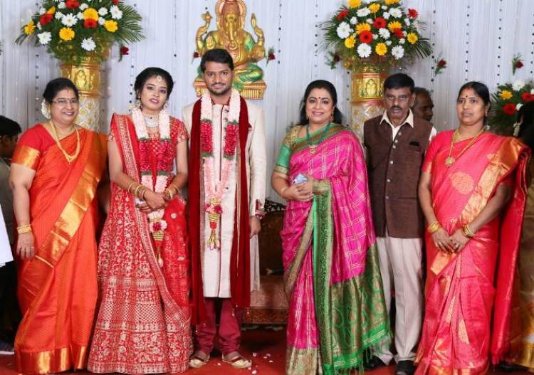 இயக்குநர் ஈ ராமதாஸ் மகன் திருமணம்........பிரபலங்கள் நேரில் வாழ்த்து