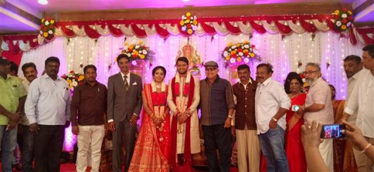 இயக்குநர் ஈ ராமதாஸ் மகன் திருமணம்........பிரபலங்கள் நேரில் வாழ்த்து