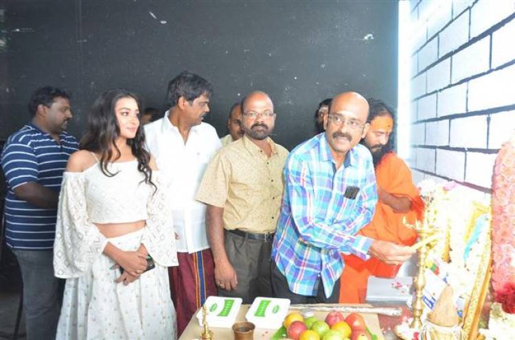 "Breaking News" movie Pooja stills