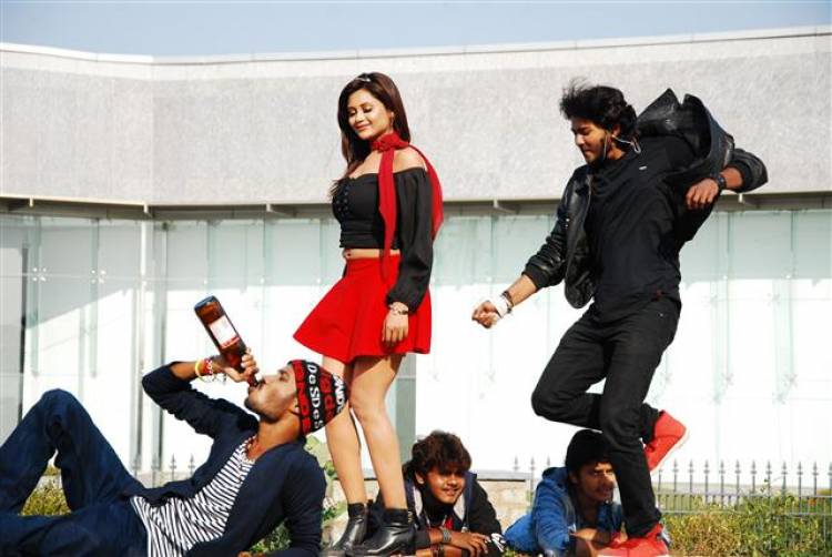 Spot - Tamil Movie Stills