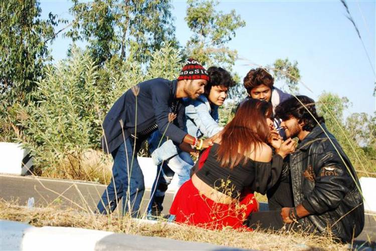 Spot - Tamil Movie Stills