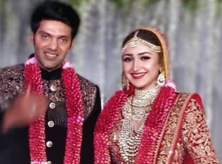 Actor Arya and Sayyesha Wedding Stills
