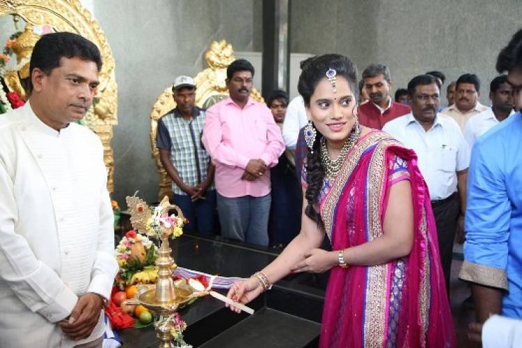 "மன்னார் அன்ட் கம்பெனி" - Movie Pooja Stills