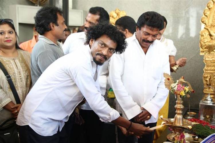 "மன்னார் அன்ட் கம்பெனி" - Movie Pooja Stills