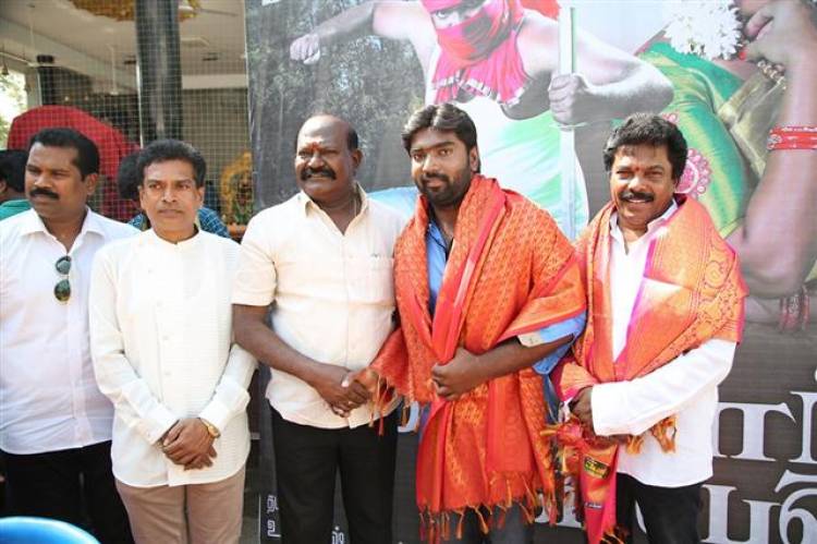 "மன்னார் அன்ட் கம்பெனி" - Movie Pooja Stills