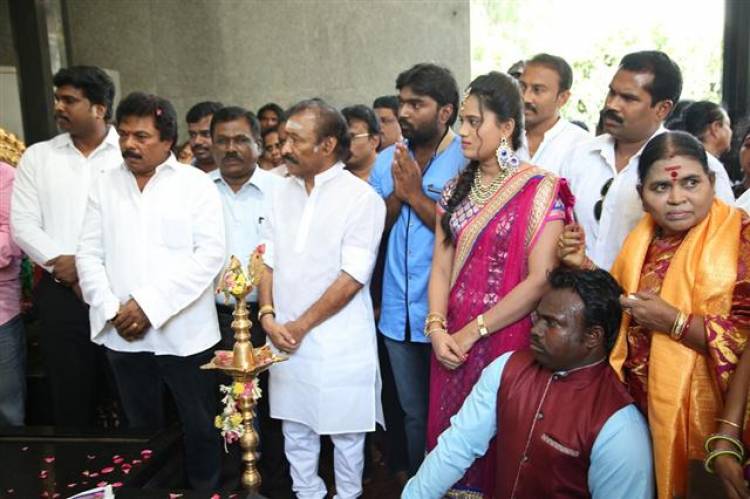 "மன்னார் அன்ட் கம்பெனி" - Movie Pooja Stills