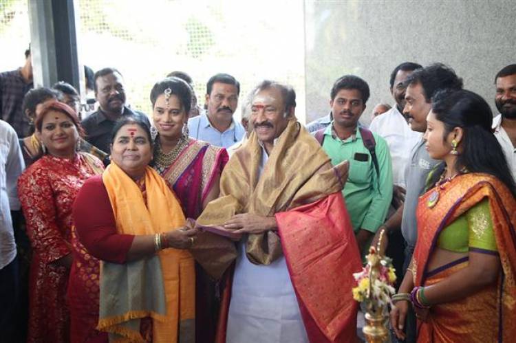 "மன்னார் அன்ட் கம்பெனி" - Movie Pooja Stills